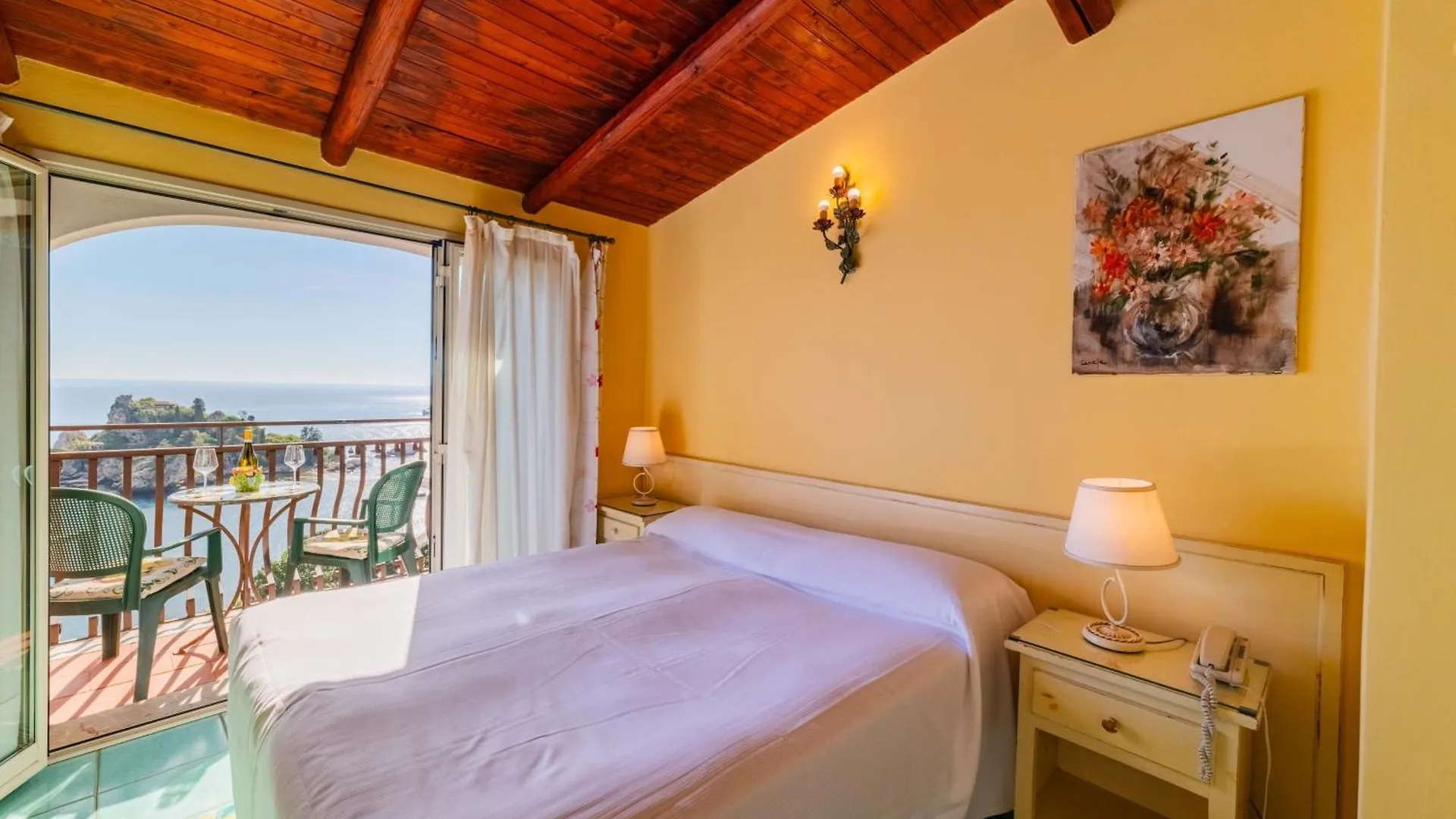 טאורמינה Mendolia Beach Hotel